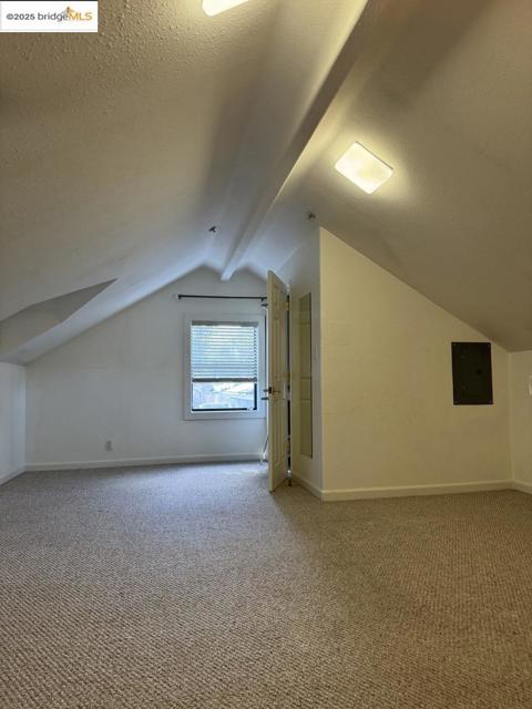 2526 Old Sonoma Rd, Napa CA: https://media.crmls.org/mediaz/4c58384e-a776-4453-b537-9f9a9679d9f9.jpg