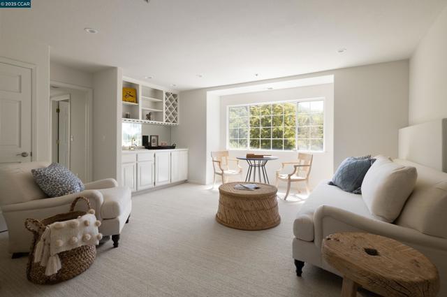46 Merrill Circle N., Moraga CA: https://media.crmls.org/mediaz/4c59ffcc-c6c8-442a-a79f-8cc5e58194c3.jpg