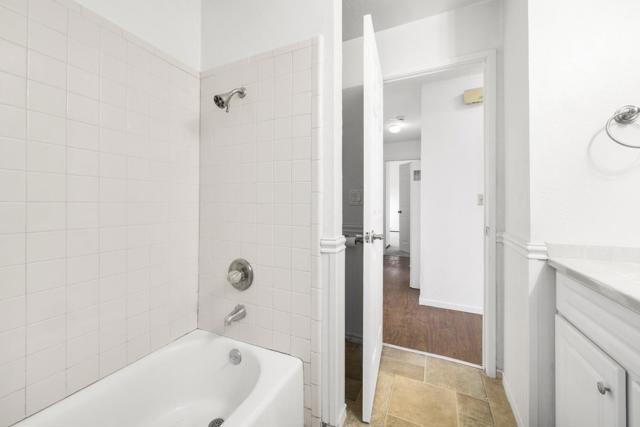2158 17th Avenue, Santa Cruz CA: https://media.crmls.org/mediaz/4c5a3ea4-02fe-4aef-af91-e39286fdc858.jpg