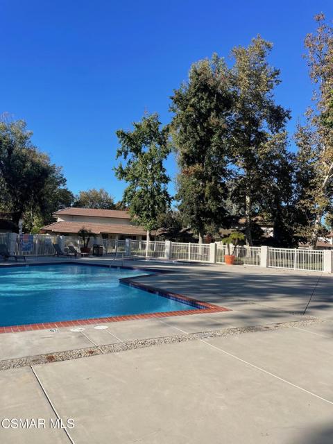1223 Landsburn Circle, Westlake Village CA: https://media.crmls.org/mediaz/4c5ad909-ec35-47cf-bffe-e63d19b86899.jpg