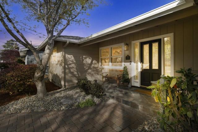 878 El Rio Drive, San Jose CA: https://media.crmls.org/mediaz/4c5e810c-9d0c-45fe-8c10-b2b1f901efc9.jpg