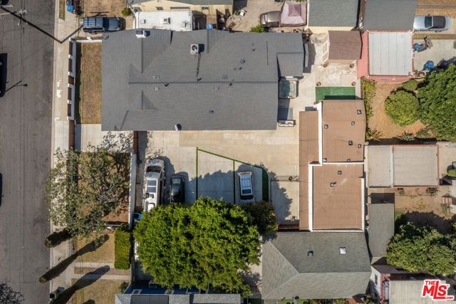 519 W Elm Avenue, Inglewood CA: https://media.crmls.org/mediaz/4c5f735c-9e82-4985-88d0-233b47ac2eca.jpg