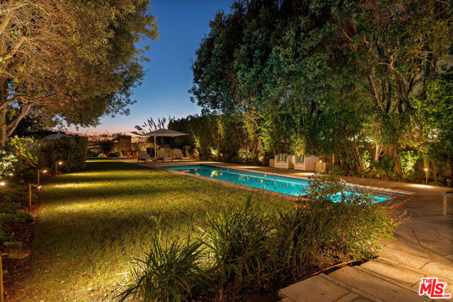 Image 67 of 72 For 705 Palisades Beach Road