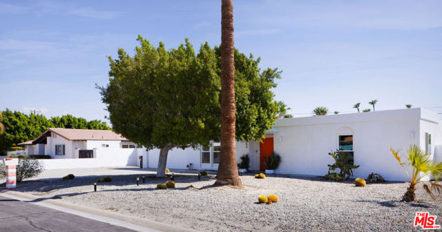 2256 N Victoria Road, Palm Springs, CA 92262