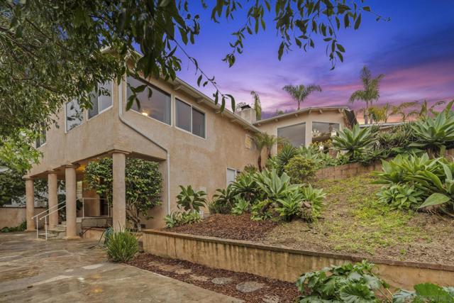 Image 2 of 37 For 6430 La Jolla Scenic Dr S