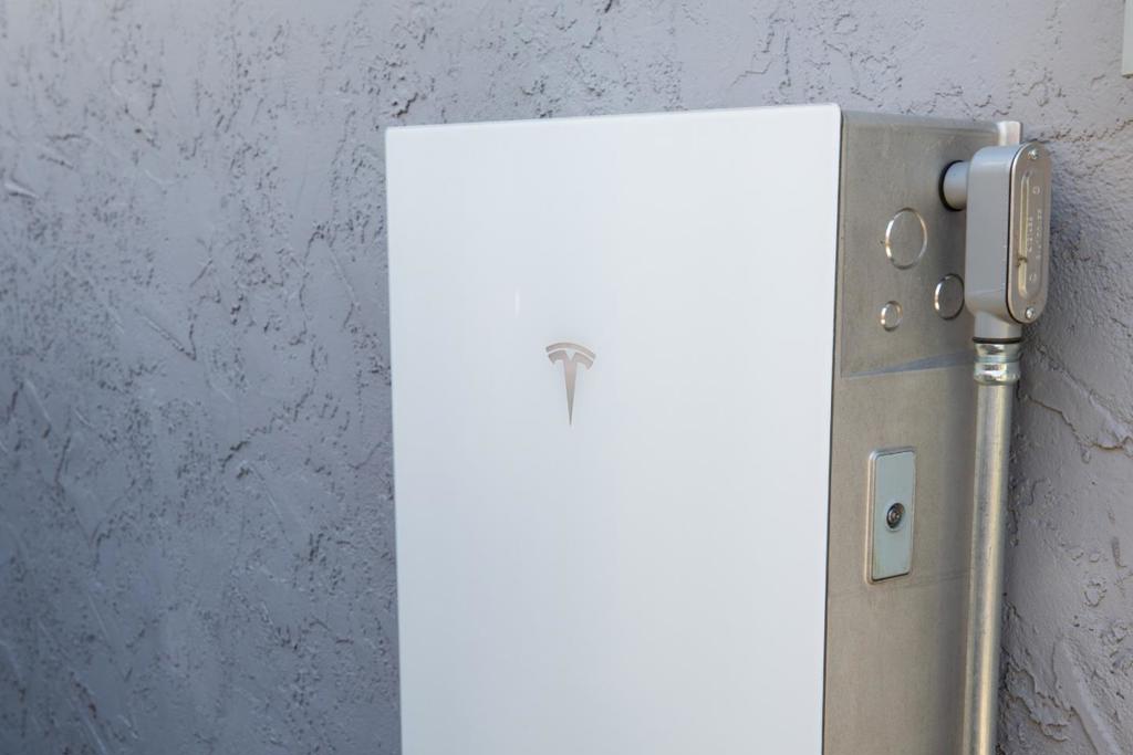 https://media.crmls.org/mediaz/4c62097d-17bc-413a-b276-48b13282aa41.jpg?preset=X-Large