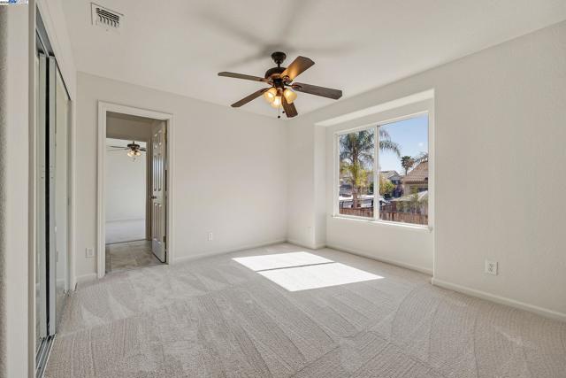 703 Seminole Ct, Discovery Bay CA: https://media.crmls.org/mediaz/4c636d31-c8dc-49b8-9523-99aaadab6c55.jpg