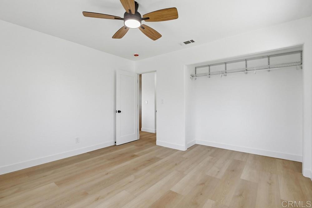 4614 Winona Avenue - photo 15