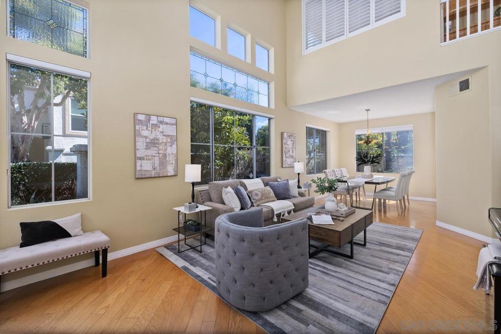 5381 Renaissance Ave - photo 2