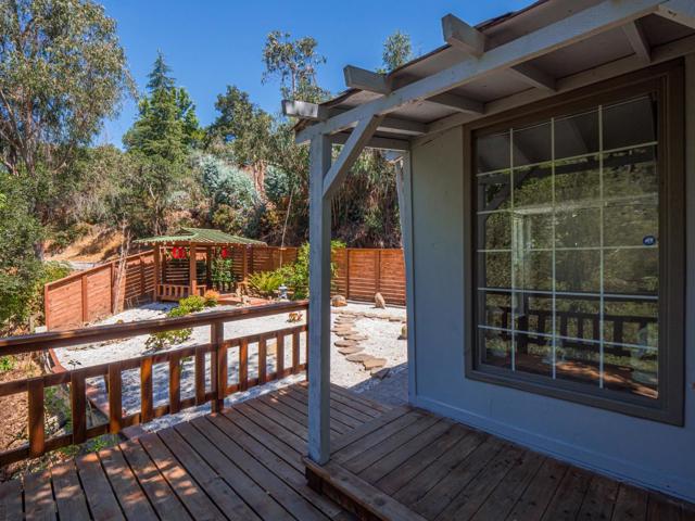 507 Market Street, Santa Cruz CA: https://media.crmls.org/mediaz/4c641c14-d2dd-435e-84fb-219fbe019edf.jpg
