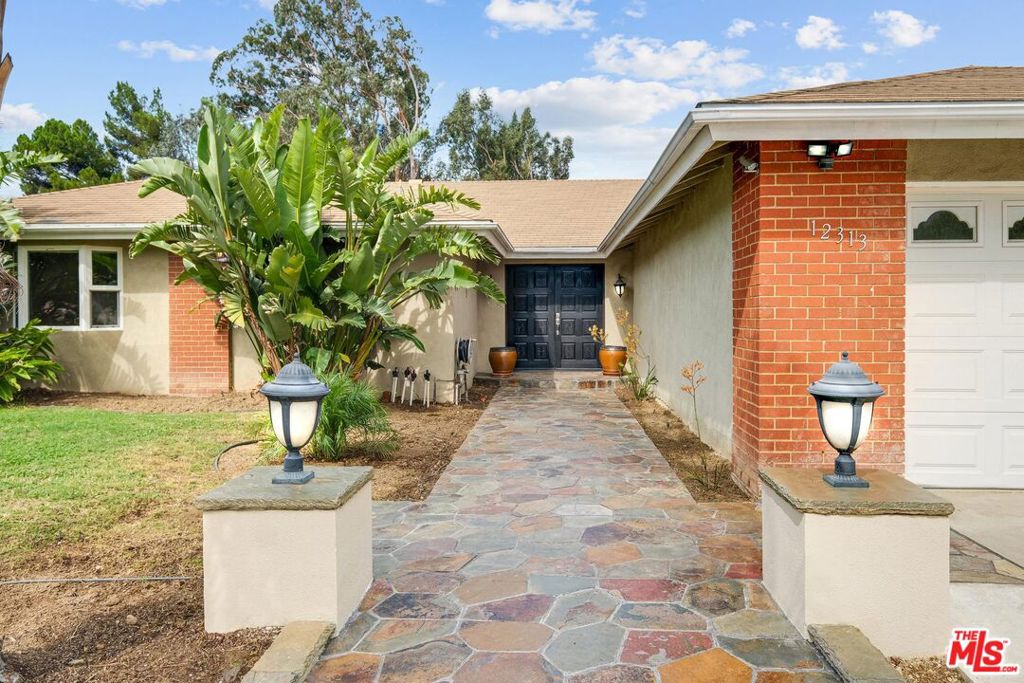 12313 Jolette Avenue, Granada Hills, CA 91344