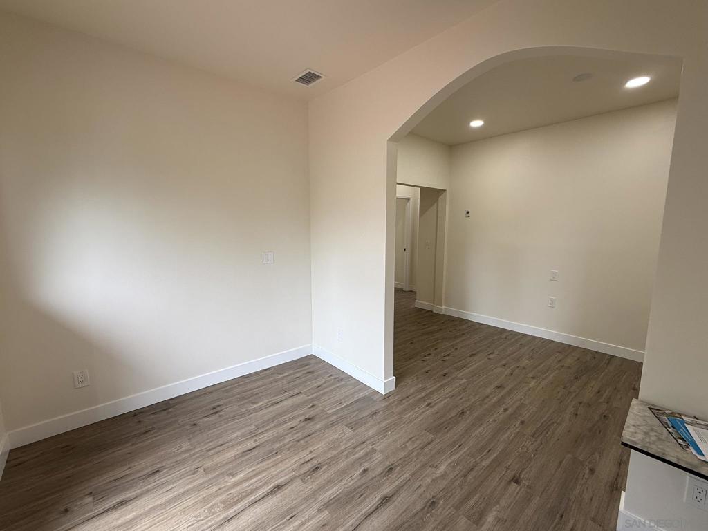 MLS #250033249SD image #5