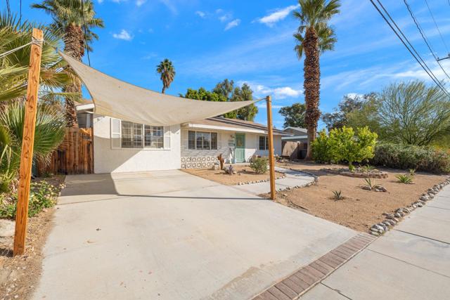 77590 California Drive, Palm Desert CA: https://media.crmls.org/mediaz/4c65fc3b-64ca-4c45-b7e3-3cbfd47bd51e.jpg