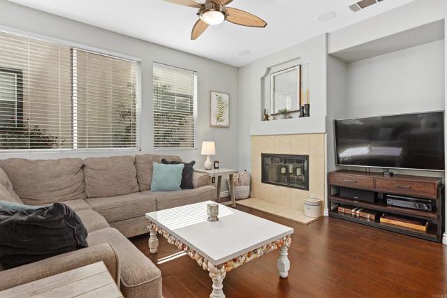 Detail Gallery Image 16 of 43 For 2419 Badger Ln, Carlsbad,  CA 92010 - 3 Beds | 2/1 Baths