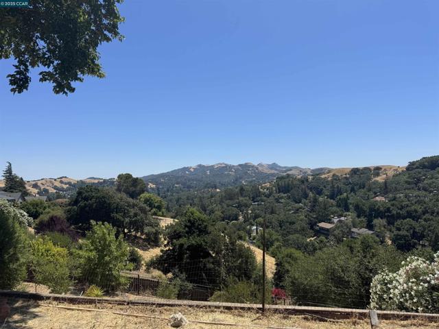 673 Doreen Way, Lafayette CA: https://media.crmls.org/mediaz/4c6714d0-9791-4264-9c2f-3201978d2b8d.jpg