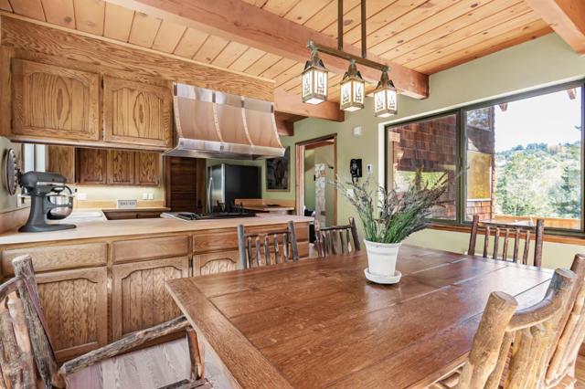 855 Oak Ridge Road, Los Gatos CA: https://media.crmls.org/mediaz/4c67e5d0-fce2-42b6-882c-4667d05f67f8.jpg