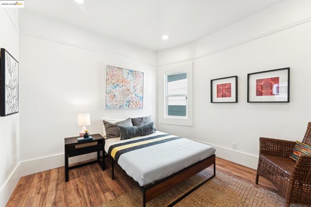 3716 Market St, Oakland CA: https://media.crmls.org/mediaz/4c681c09-76b4-4530-adf0-cc5d29ebf36d.jpg