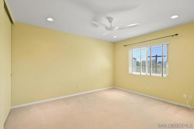 9633 Pebble Beach Dr, Santee CA: https://media.crmls.org/mediaz/4c696ec5-ebff-4d4f-bb39-6dc52410f22d.jpg