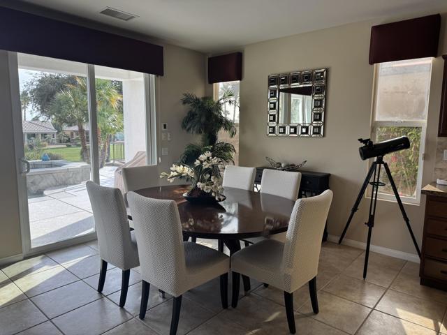 61722 Topaz Drive, La Quinta CA: https://media.crmls.org/mediaz/4c69b287-2464-4ced-bbfd-a7a8f162475f.jpg