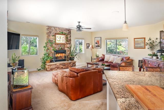 Detail Gallery Image 8 of 58 For 30837 Palomar Vista Dr, Valley Center,  CA 92082 - 4 Beds | 3 Baths