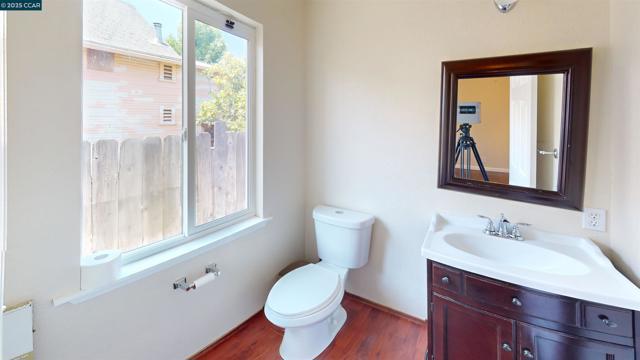 2029 Sutter Ave, San Pablo CA: https://media.crmls.org/mediaz/4c6c4f08-efd9-4fea-ab31-91b8898402bd.jpg