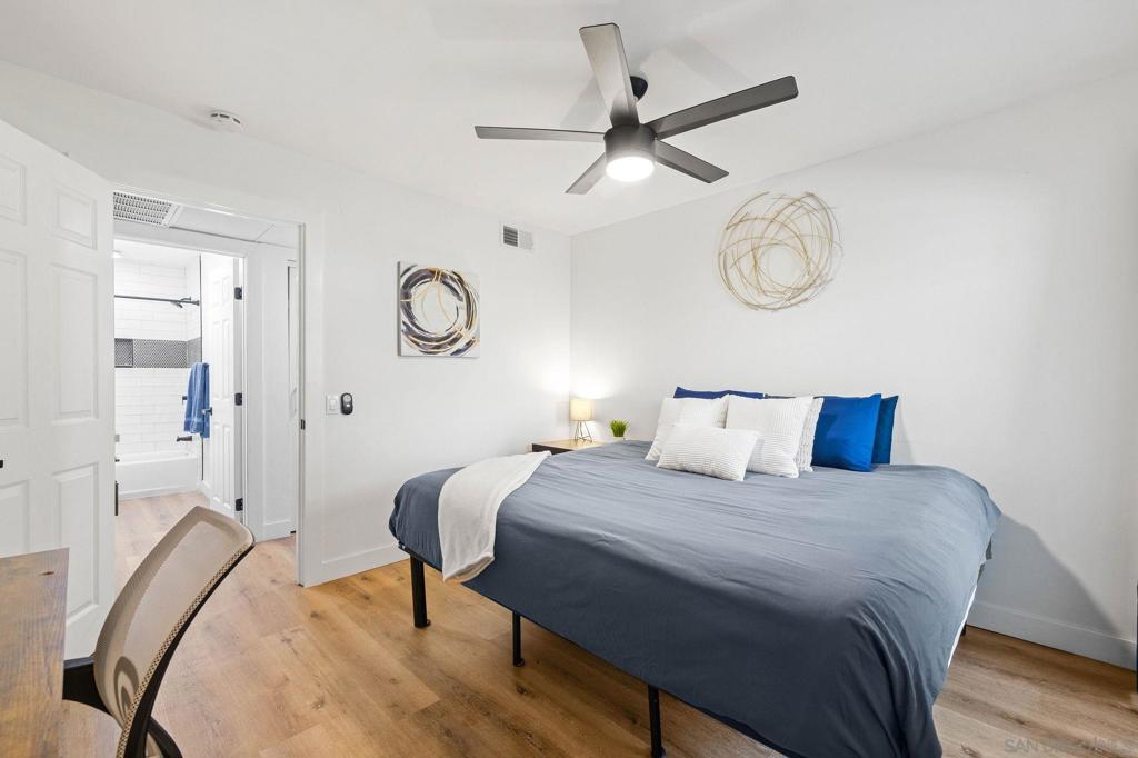 MLS #250039527SD image #23