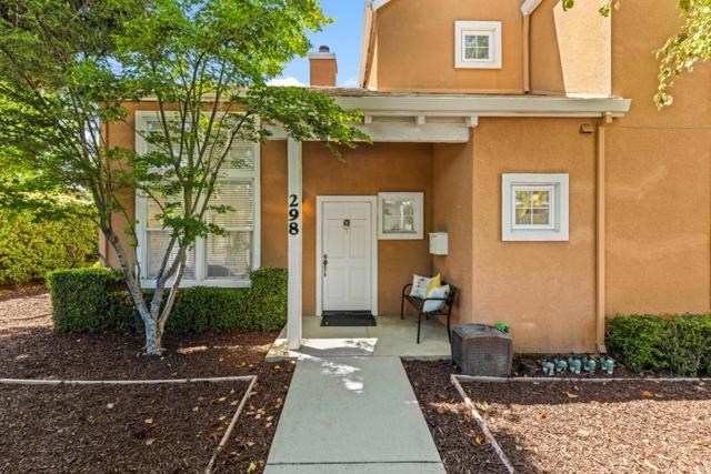 298 S Rengstorff Avenue, Mountain View CA: https://media.crmls.org/mediaz/4c6d6735-94cc-43d0-91c6-f700756f6a88.jpg