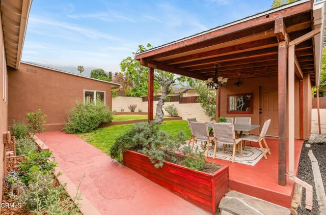 Detail Gallery Image 17 of 21 For 4806 Glenwood Ave, La Crescenta,  CA 91214 - 3 Beds | 2 Baths
