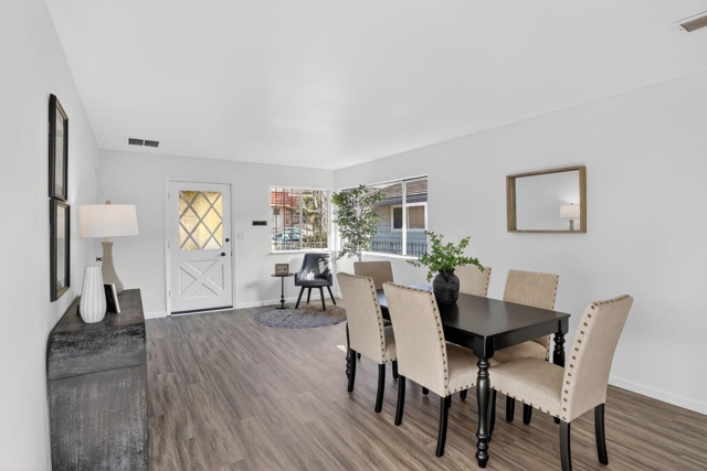 16605 Rolando Ave, Castro Valley CA: https://media.crmls.org/mediaz/4c6e6885-a781-493a-be56-d7759a4e6f05.jpg