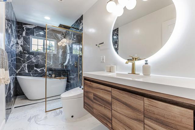 1835 Camino Estrada, Concord CA: https://media.crmls.org/mediaz/4c724e68-787a-4aa9-9beb-eb4051cf884e.jpg