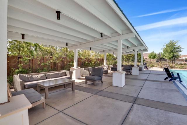 6326 Moser Way, Tracy CA: https://media.crmls.org/mediaz/4c7303ae-53f5-48cc-9478-8e6c6f1d53c5.jpg