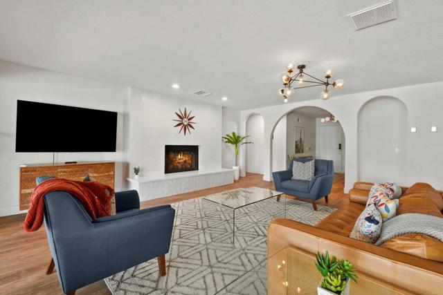 3060 E Verona Road, Palm Springs CA: https://media.crmls.org/mediaz/4c73ad18-2c0e-4295-8d78-54af965eefa8.jpg