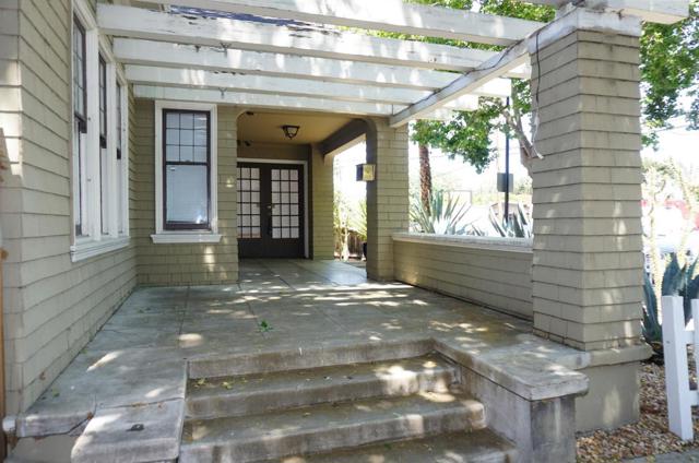 121 E Julian Street, San Jose CA: https://media.crmls.org/mediaz/4c749ea7-8351-4ab0-b8f2-4c50cff03c5c.jpg