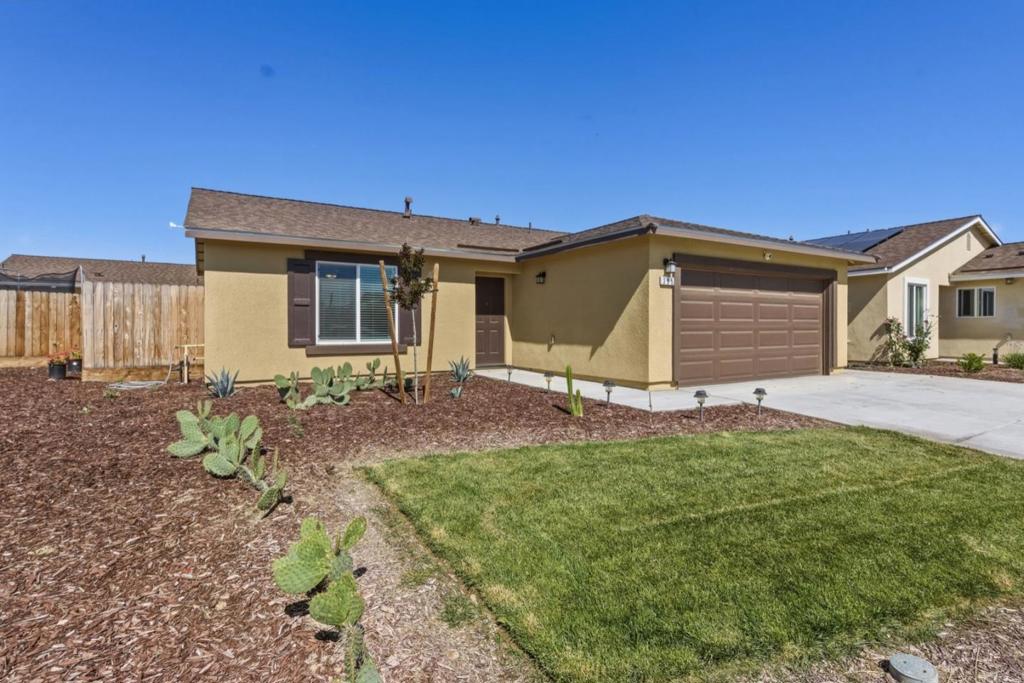 395 Yandris Court