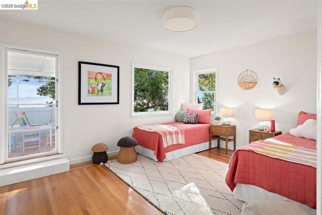 Image 21 of 54 For 450 Vermont Ave