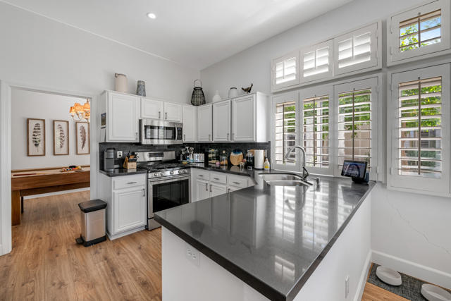 78829 Putting Green Drive, Palm Desert CA: https://media.crmls.org/mediaz/4c75e89c-d8b8-4408-a55e-22ca87c73a9e.jpg