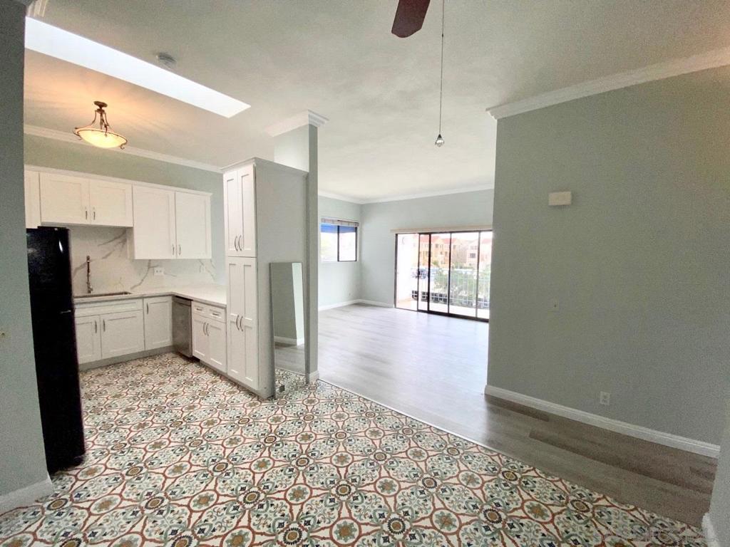 8310 Regents Rd - photo 4