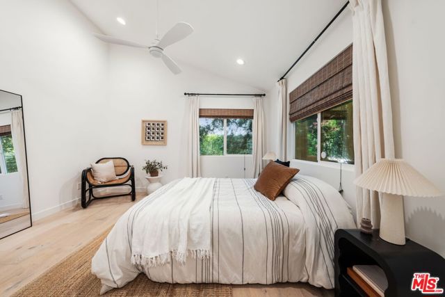 5627 Lemp Avenue, North Hollywood CA: https://media.crmls.org/mediaz/4c76a2e0-3600-4e52-b447-e2e0efae9fb0.jpg