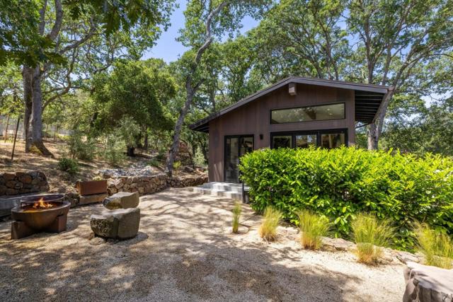 138 Bolivar Lane, Portola Valley CA: https://media.crmls.org/mediaz/4c76cabc-1d6f-44aa-a45c-c6017e73018a.jpg