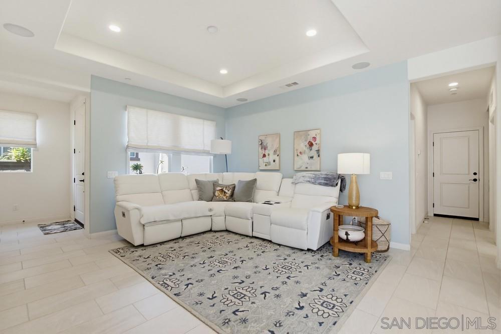 7944 Lusardi Creek Ln - photo 6