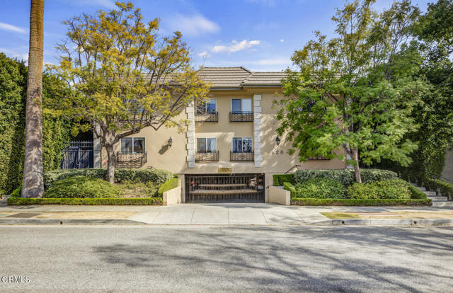 Detail Gallery Image 1 of 1 For 420 S Oak Knoll Ave #6,  Pasadena,  CA 91101 - 2 Beds | 2 Baths