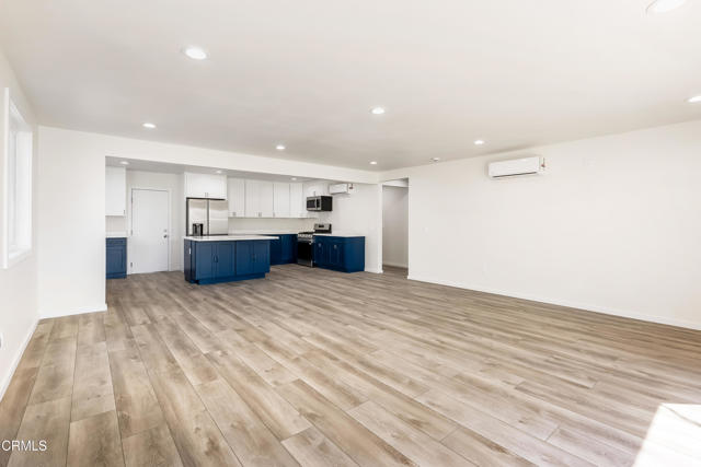 8751 Odessa Avenue, North Hills CA: https://media.crmls.org/mediaz/4c79a23c-09ae-478e-8613-18e530c01805.jpg