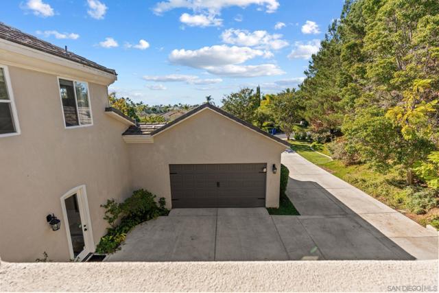 17117 Tallow Tree Lane, San Diego CA: https://media.crmls.org/mediaz/4c7bbe24-4e07-40de-bc24-042fa0a63b8f.jpg
