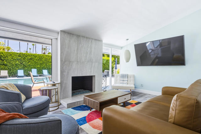 1890 S Navajo Drive, Palm Springs, CA 92264