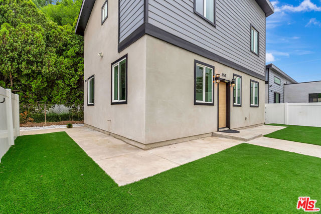 19513 Cantara Street, Reseda CA: https://media.crmls.org/mediaz/4c7cec32-ecd2-4fa1-b289-96c1a1a69b34.jpg