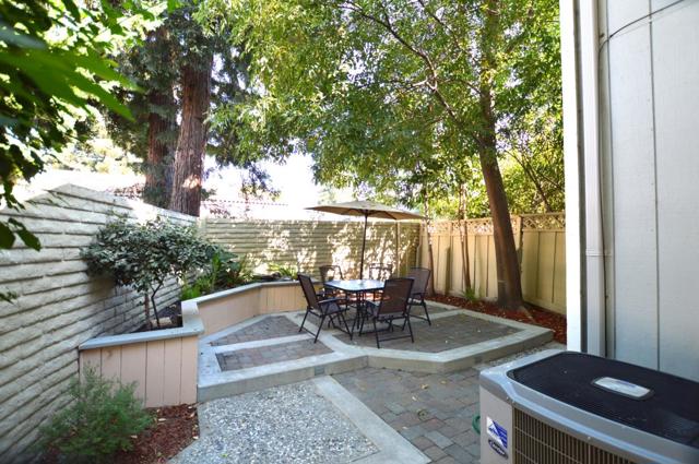 1965 Deercross Lane, San Jose CA: https://media.crmls.org/mediaz/4c7d533c-1f96-447e-bce8-f63763ac531b.jpg
