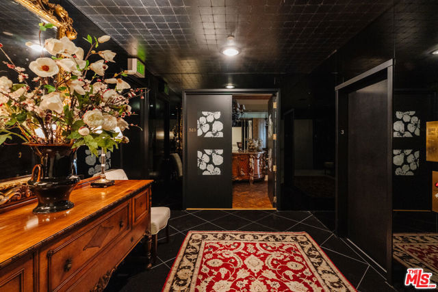 10601 Wilshire Boulevard, Los Angeles CA: https://media.crmls.org/mediaz/4c7e0c15-72c6-4149-aec3-c26e5208226f.jpg