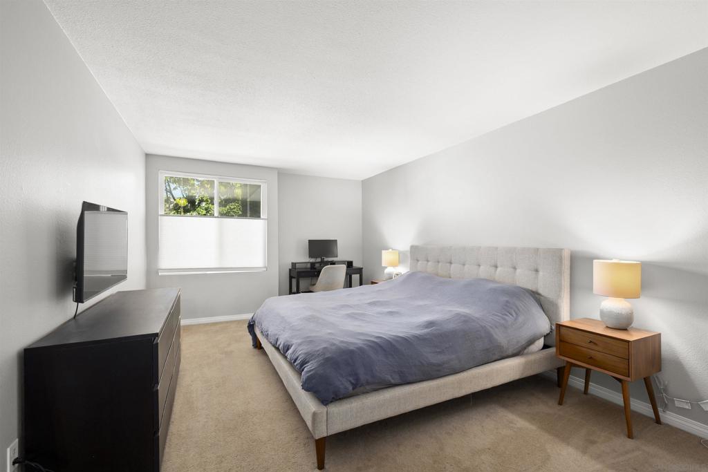3745 Riviera Dr - photo 19