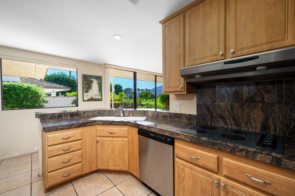 MLS #219138640DA image #32