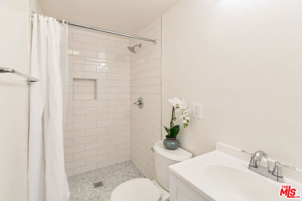 MLS #26661347 image #65